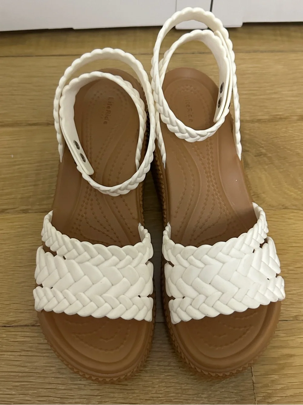 Crocs Brooklyn Woven Strappy Wedge Sandals White Size 7